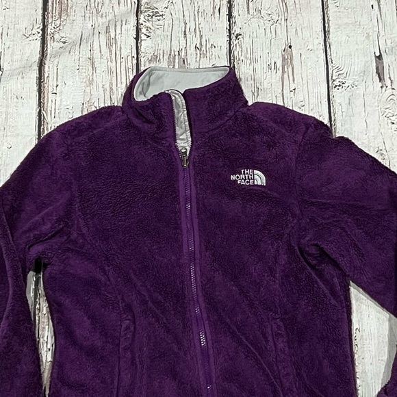 Women's The North Face Plush Purple Zip Up Fleece Jacket - Picture 2 of 9